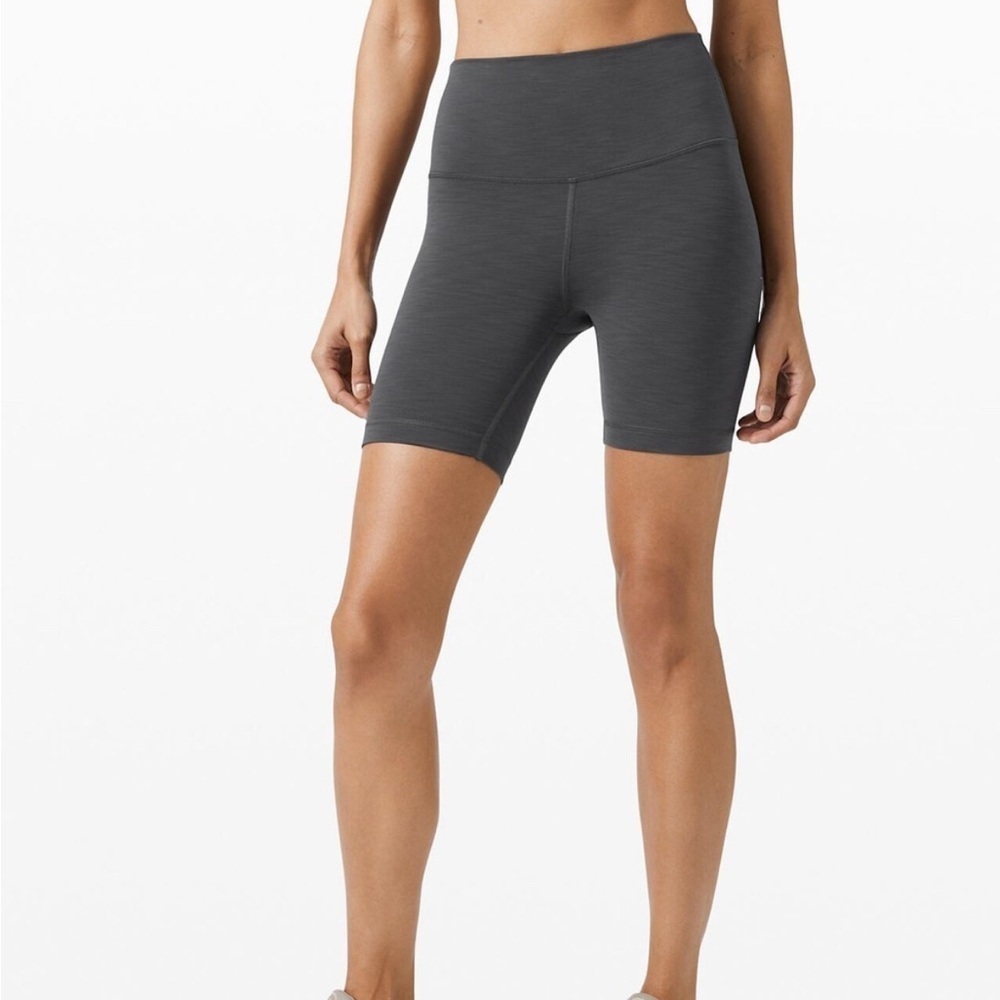 Lululemon Wunder Train High Rise shorts size 4